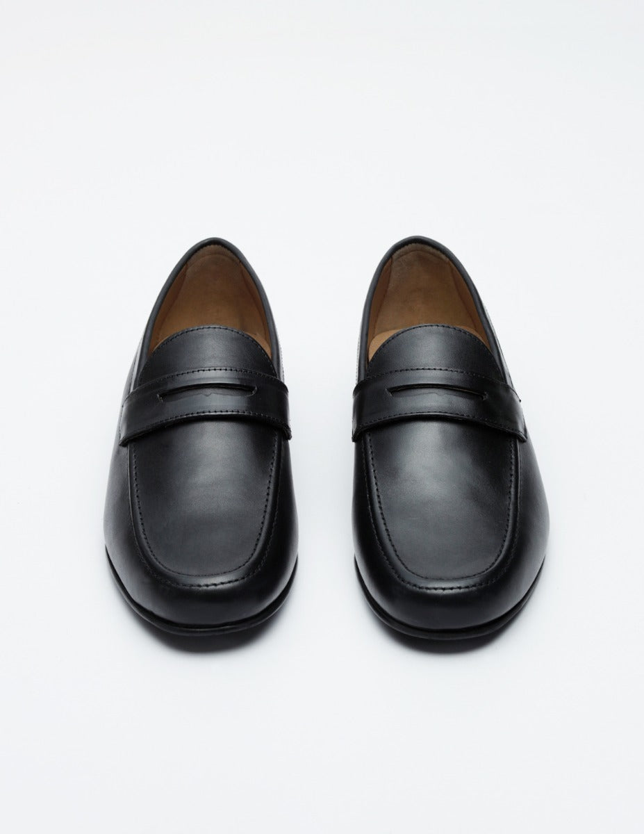 Smart Loafers in Black leather