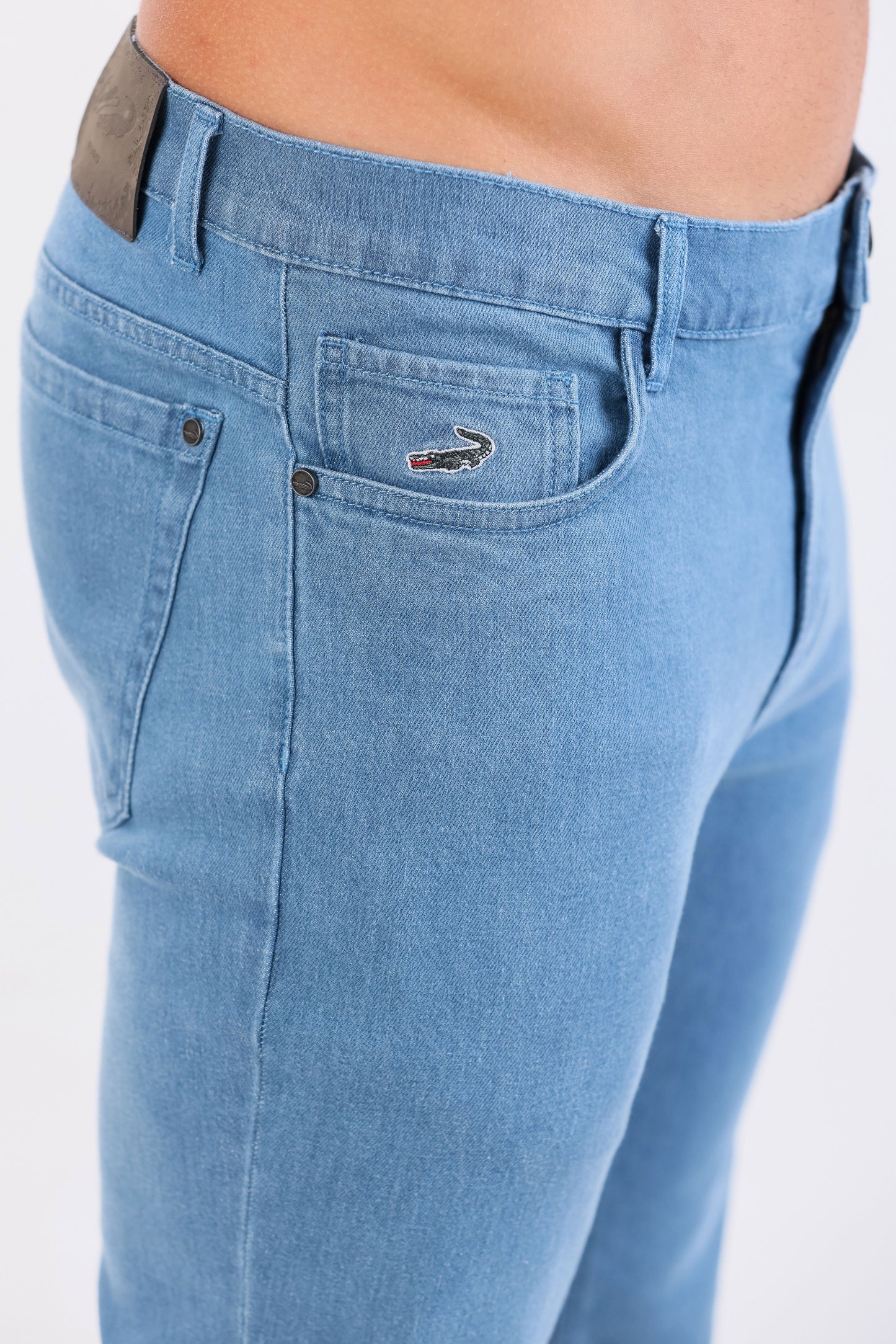 Crocodile Mens Straignt Fit Entry Denim Light - Biscay BlueStraight