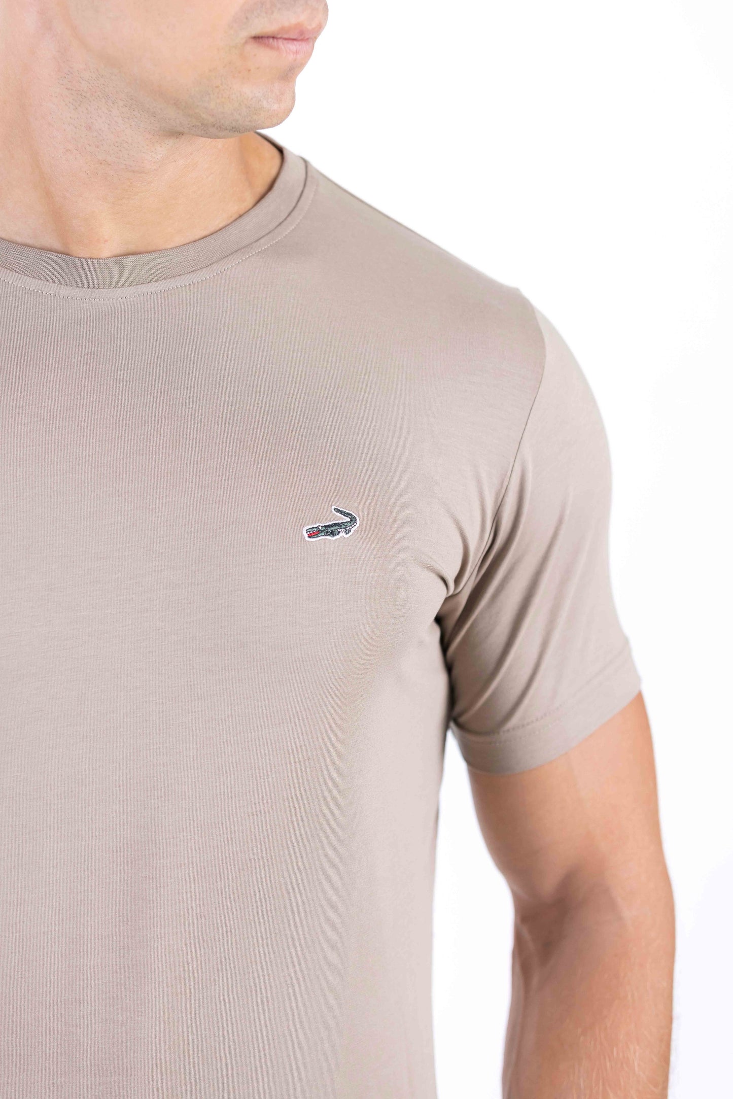 Crocodile Crew Neck Single Jersey Action Fit - Brown