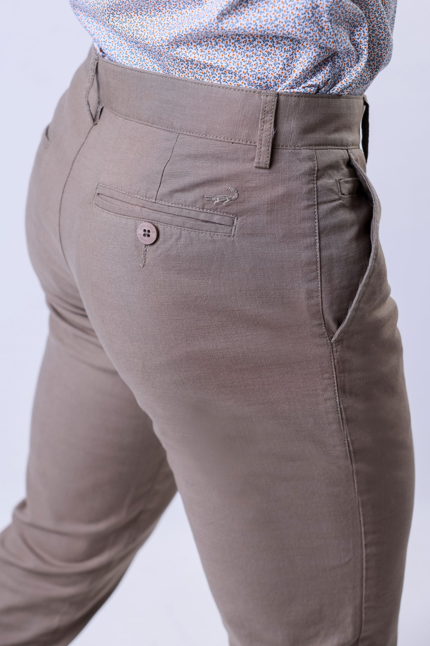 CROCODILE MEN SLIM FIT CHINO-Cloud Burst