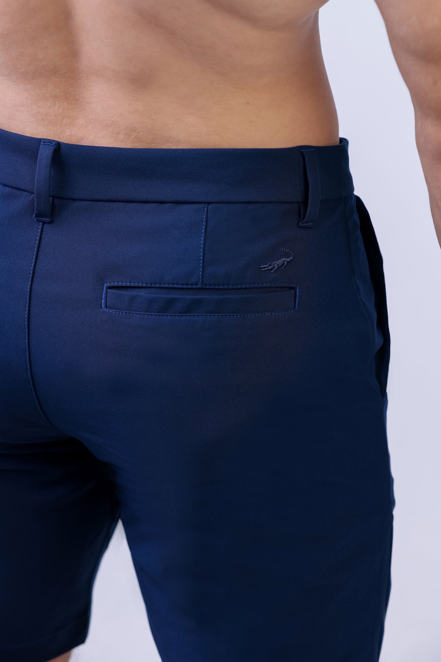 CROCODILE MEN SHORT-Navy