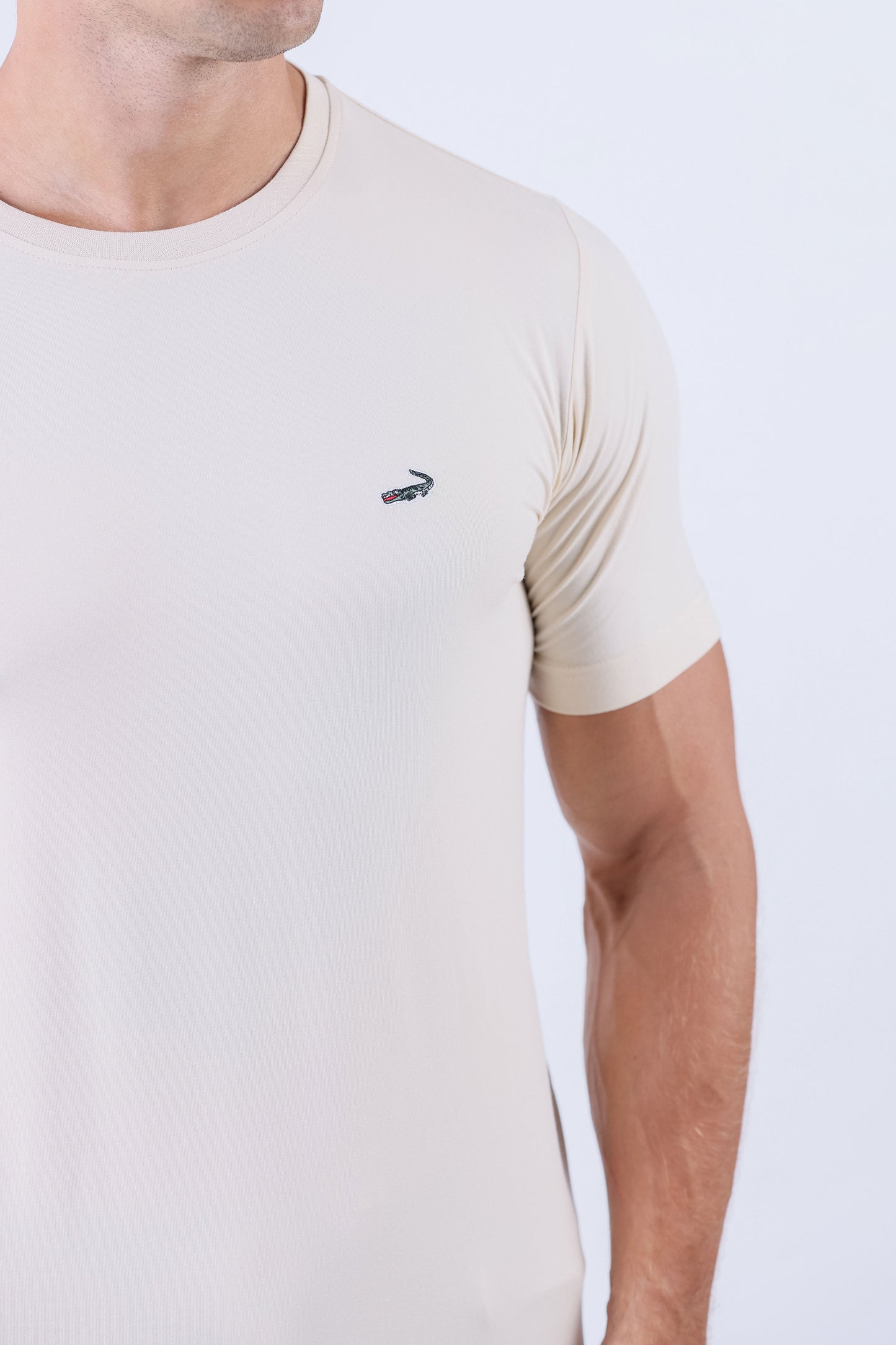 Crocodile Crew Neck Single Jersey Action Fit - Bleached Sand