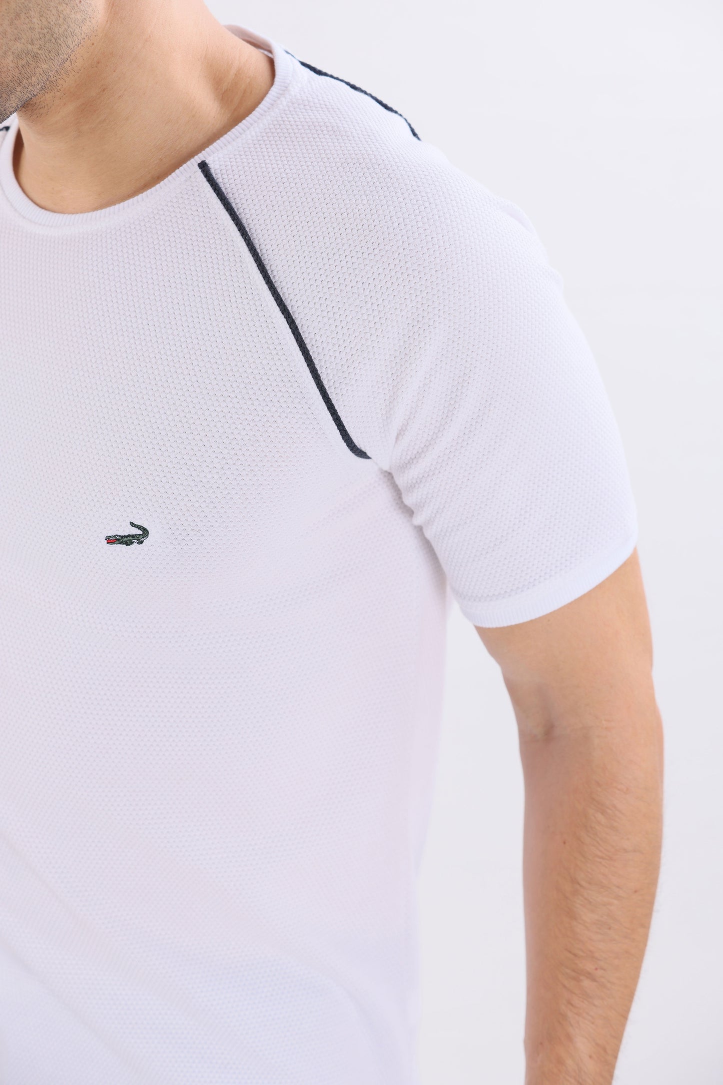 Crocodile Slim Fit Crew Neck Raglan White