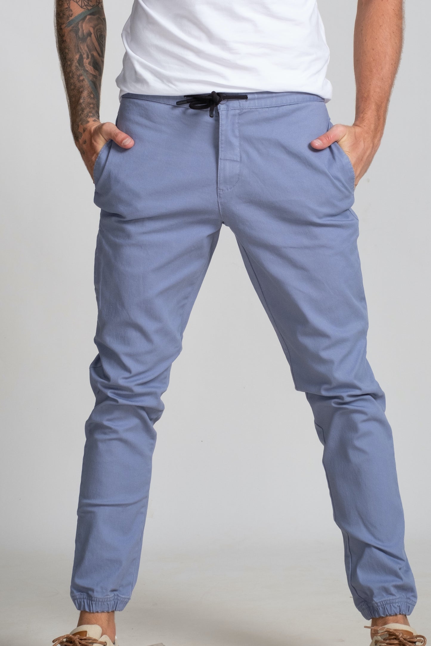 Slim Fit - Compact Jogger - Blue Ice