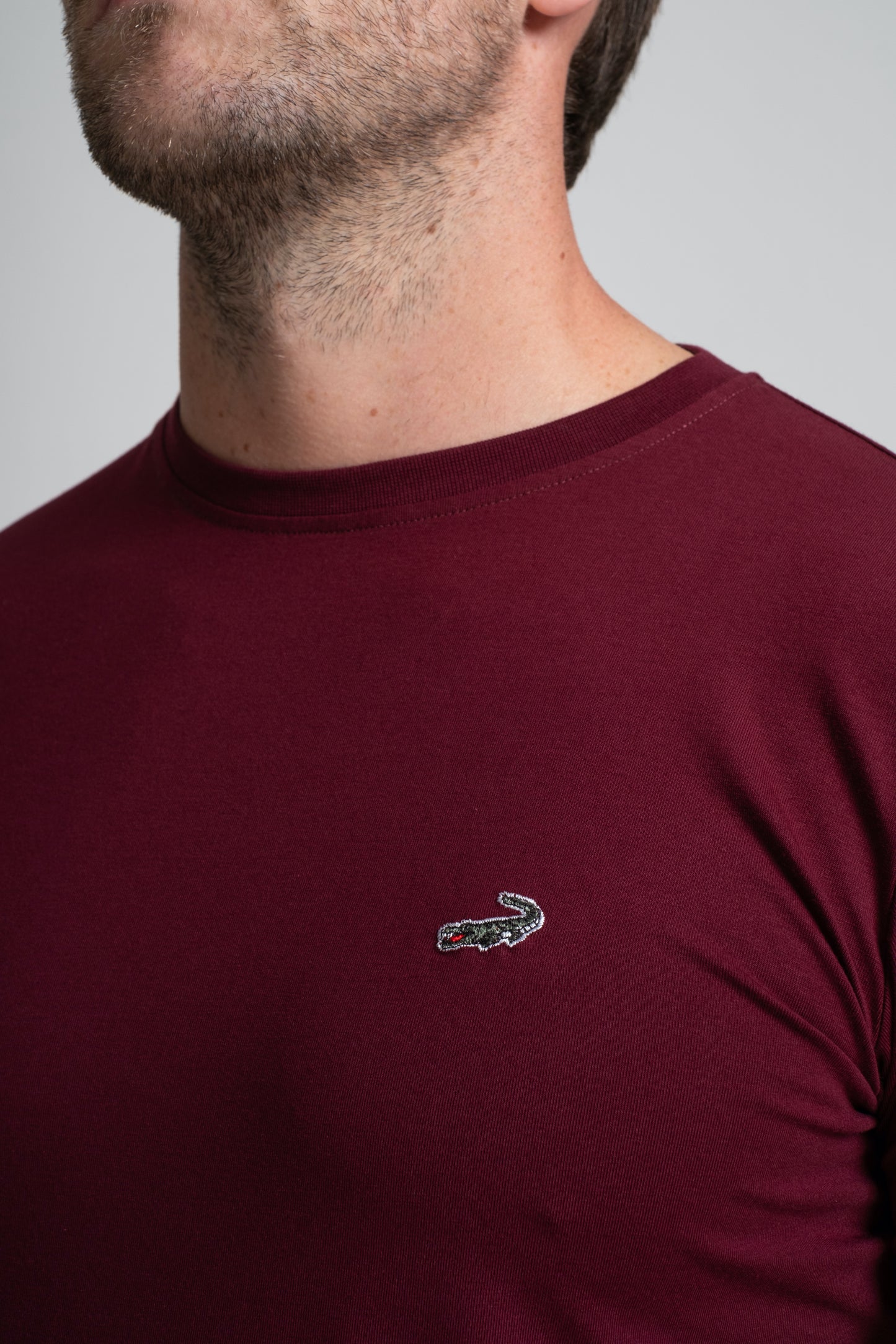 Action Fit Short sleeves-CasualCrew Neck - Windsor Wine